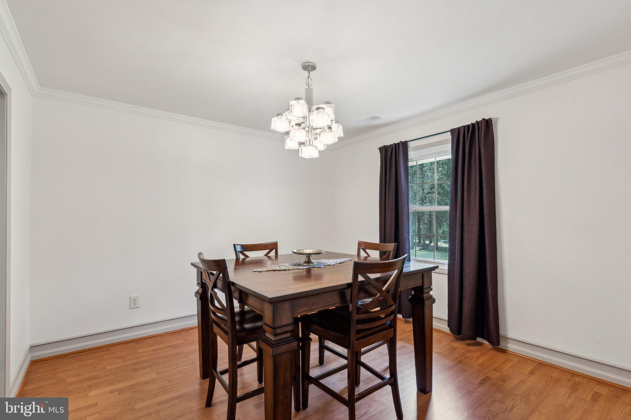 10009 Routts Hill Road Warrenton, VA 20186 - Photo 12 of 43 Terrific separate dining room...