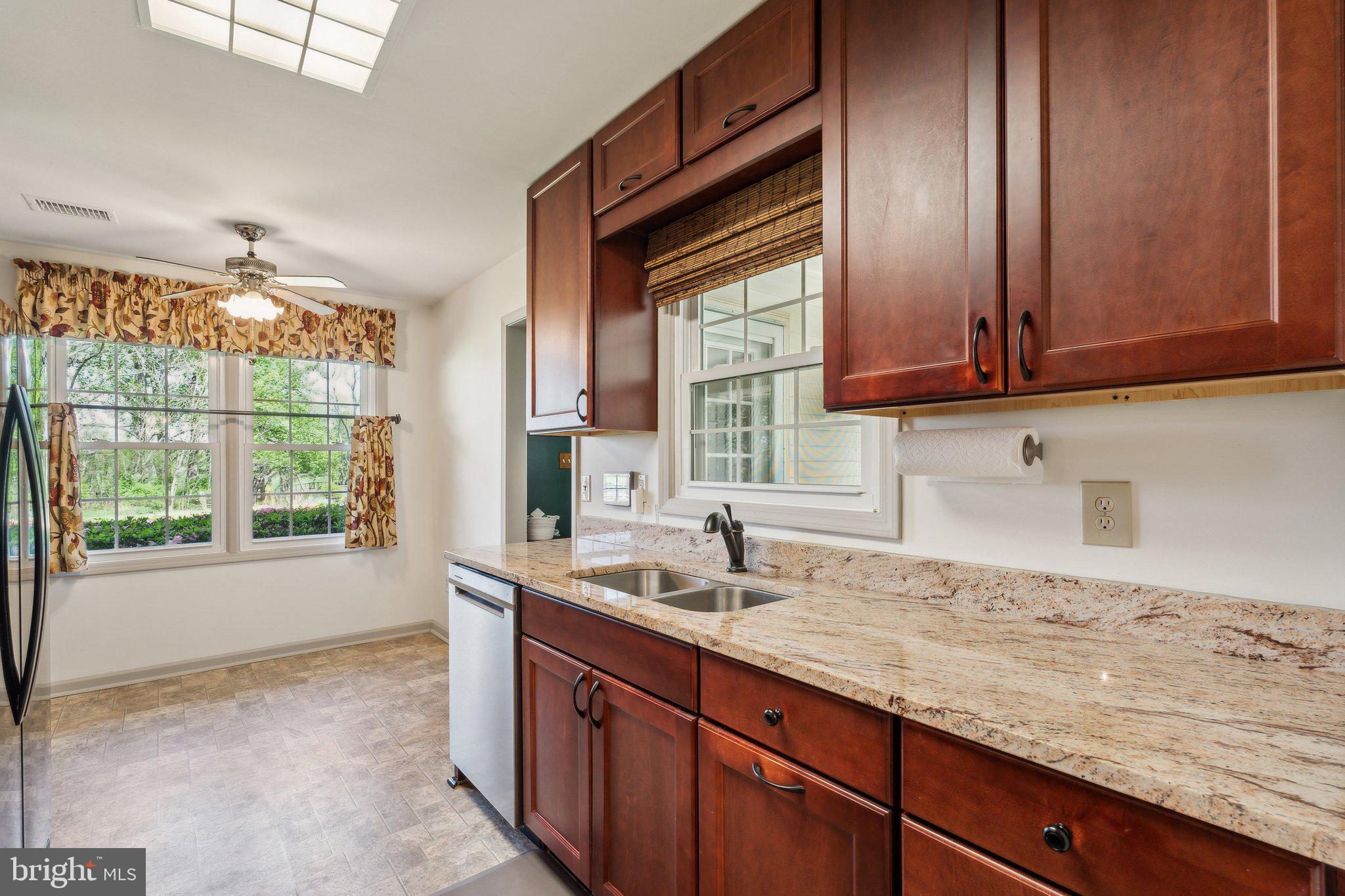 10009 Routts Hill Road Warrenton, VA 20186 - Photo 9 of 43 ...granite countertops...