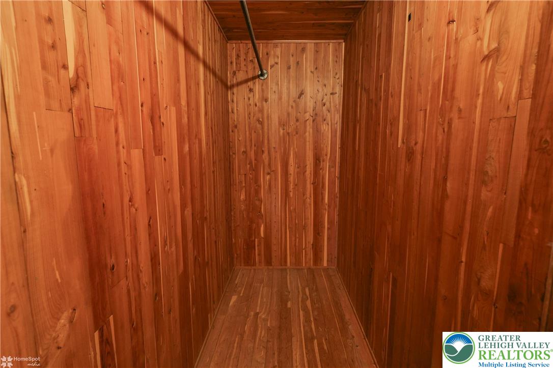 526 2nd Avenue Bethlehem, PA 18018 - Photo 16 of 40 a view of a wooden curtain