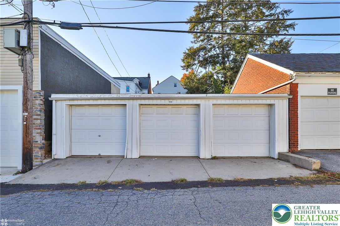 526 2nd Avenue Bethlehem, PA 18018 - Photo 35 of 40 a view of garage