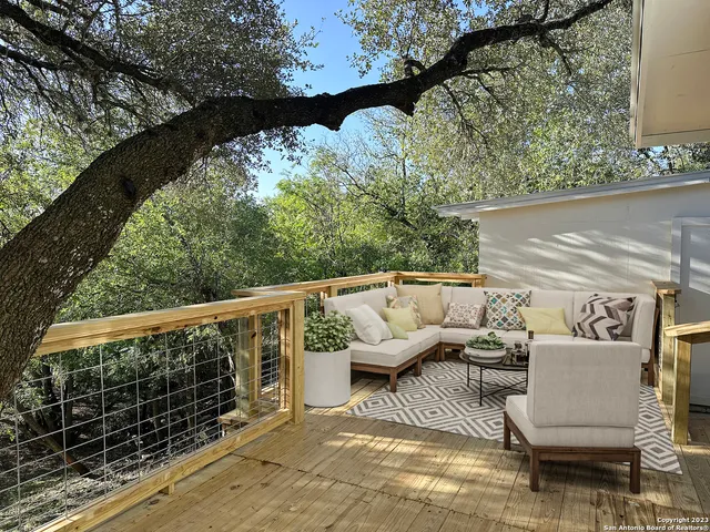 $1,700 | 502 Cypress Street, Bandera, TX 78003