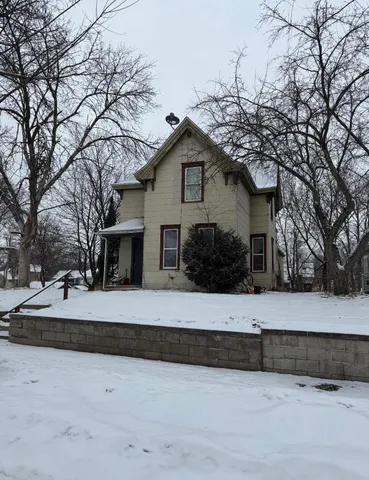 $249,900 | 1119 Reaney Avenue East, St. Paul, MN 55106
