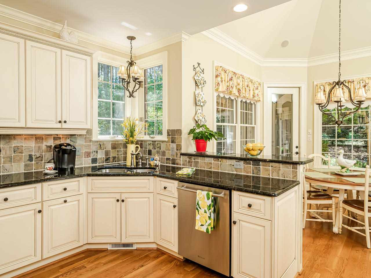 7220 Donneeford Road Wake Forest, NC 27587 - Photo 10 of 30 Kitchen