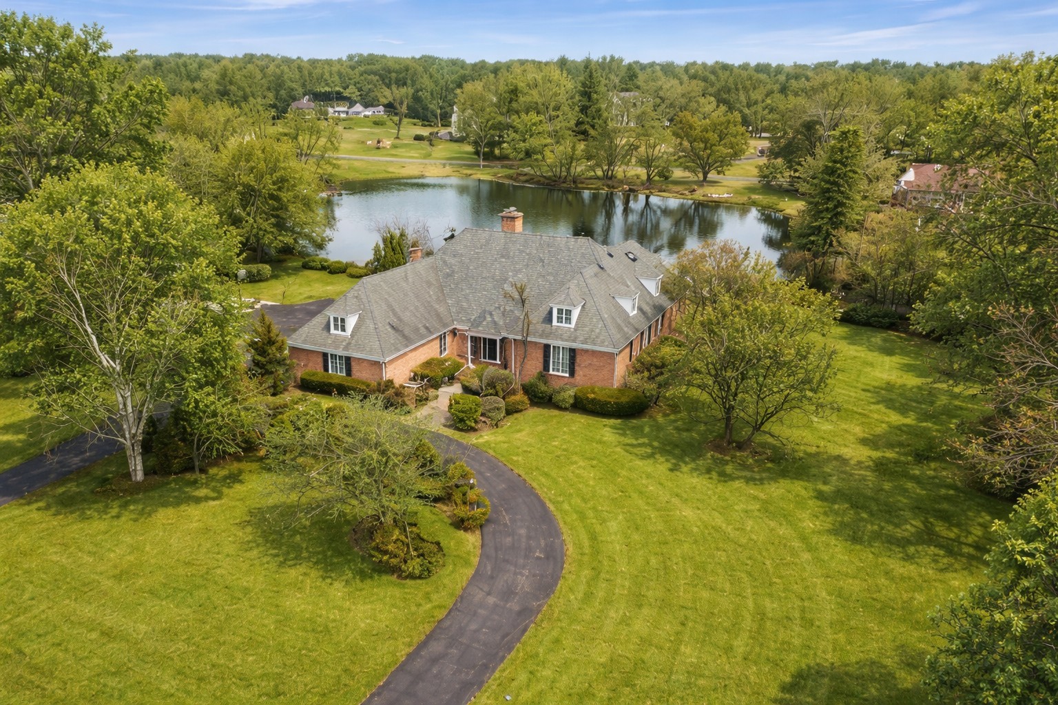 1620 Pheasant Trail Inverness, IL 60067 - Photo 2 of 2 Gallery Image 2