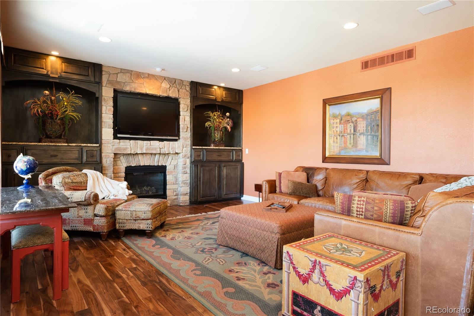 943 Rutherford Way Highlands Ranch, CO 80126 - Photo 13 of 40 Gallery Image 13