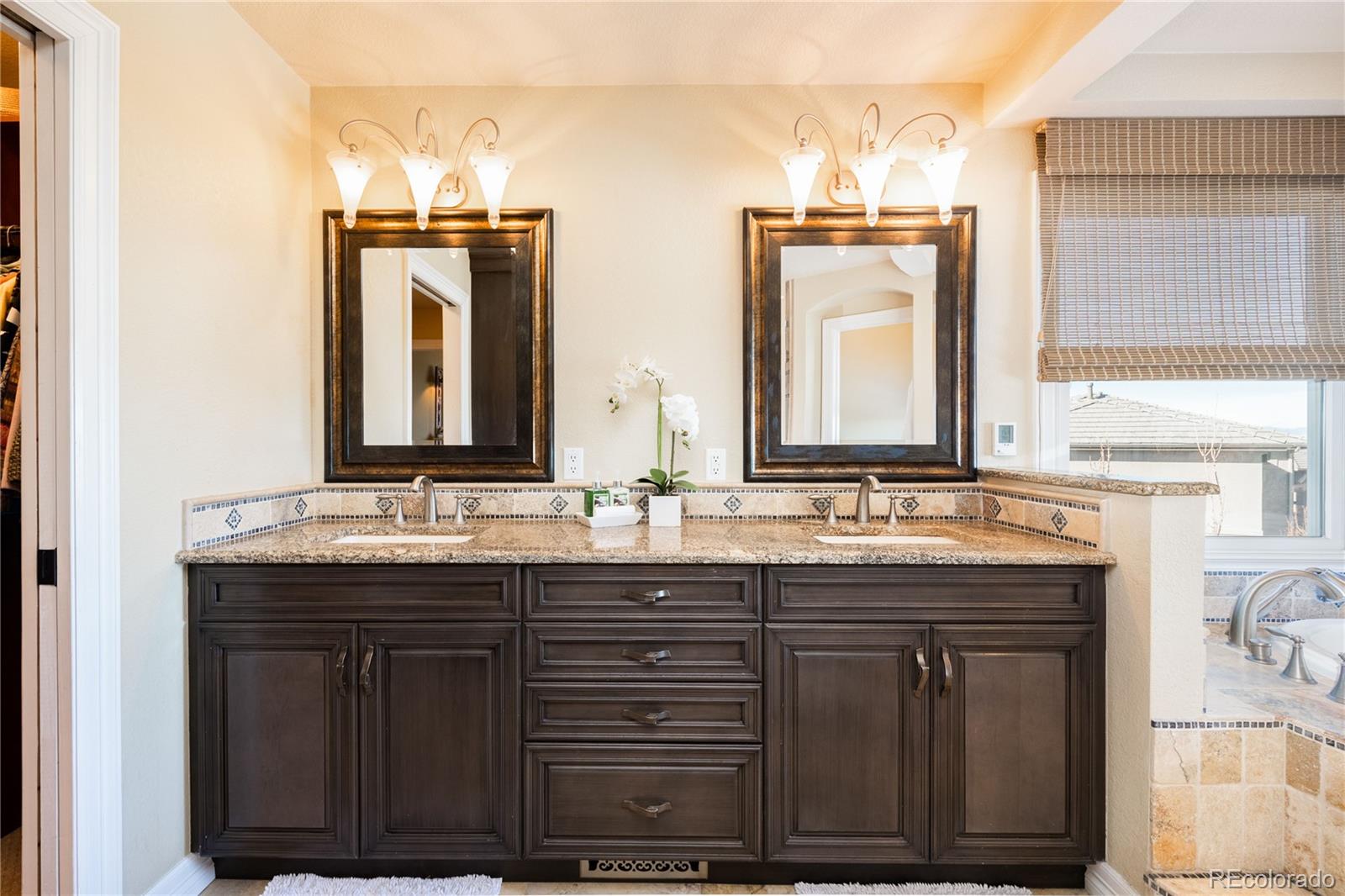 943 Rutherford Way Highlands Ranch, CO 80126 - Photo 20 of 40 Gallery Image 20