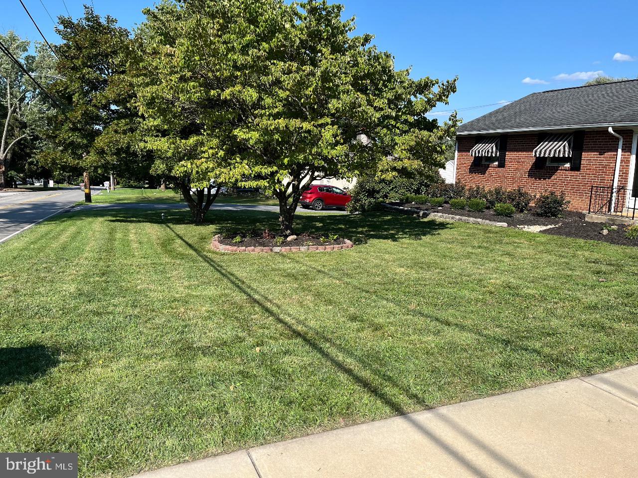 2867 Larkin Road Upper Chichester, PA 19061 - Photo 3 of 29 Front Yard