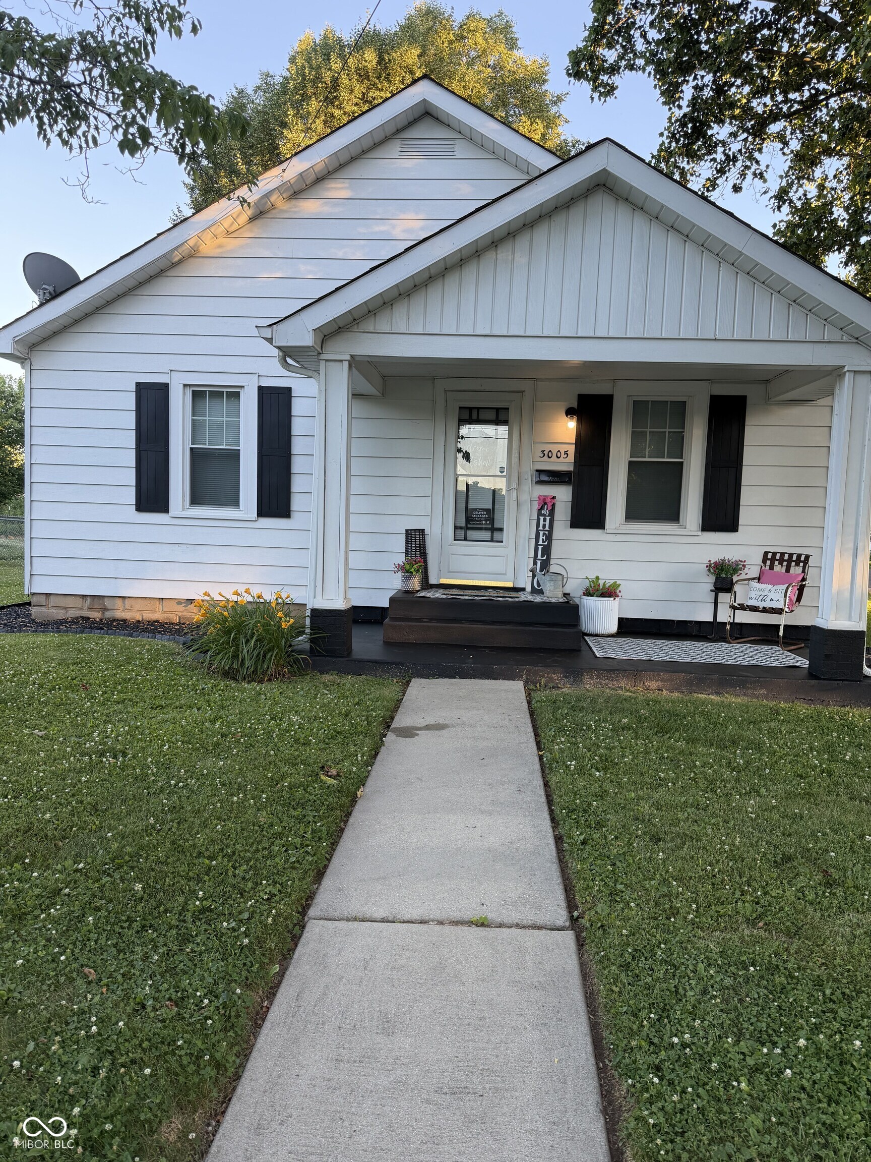 3005 Indiana Avenue Columbus, IN 47201 - Photo 1 of 25