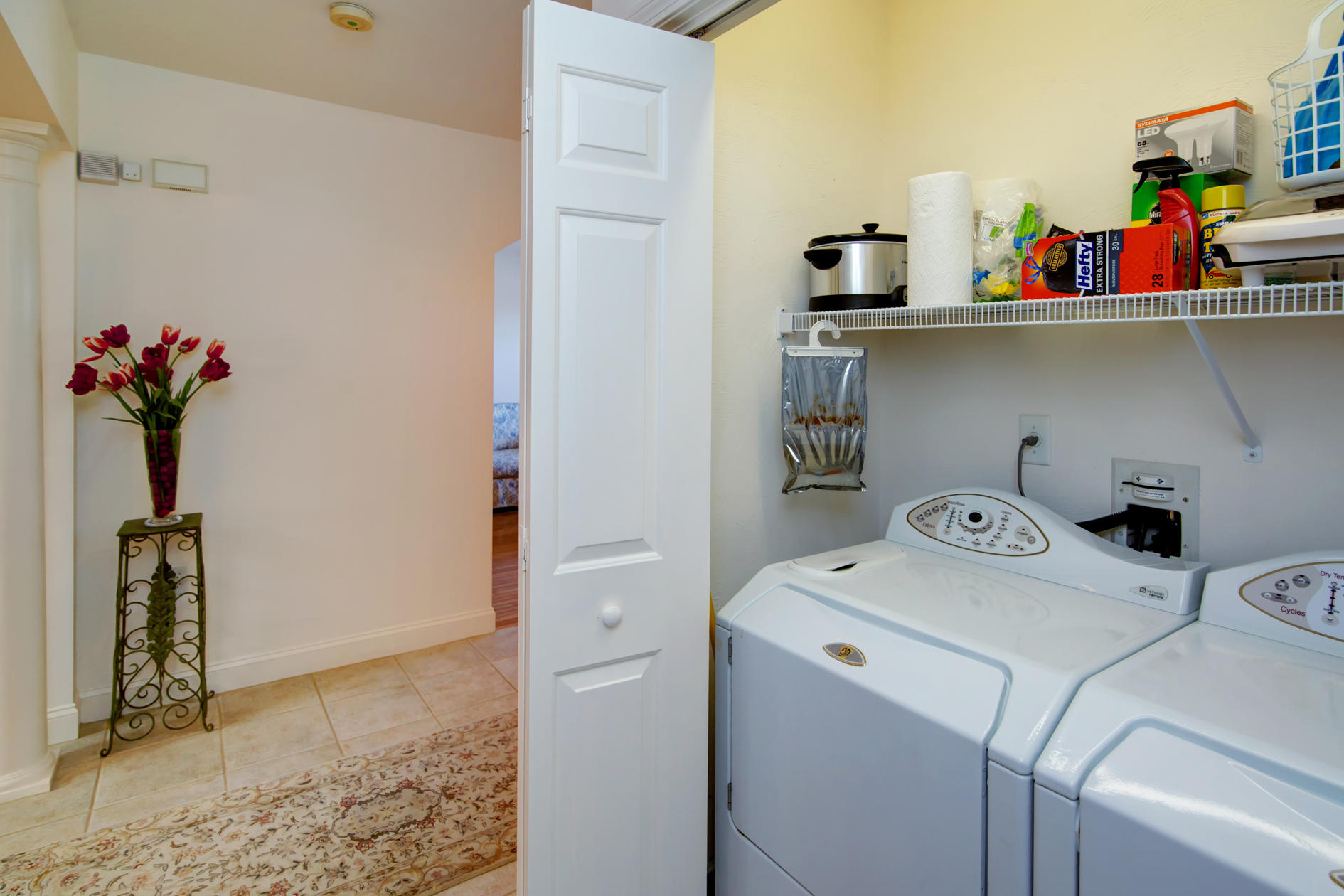 22 Stratford Ridge Mashpee, MA 02649 - Photo 16 of 35 a utility room with dryer and washer