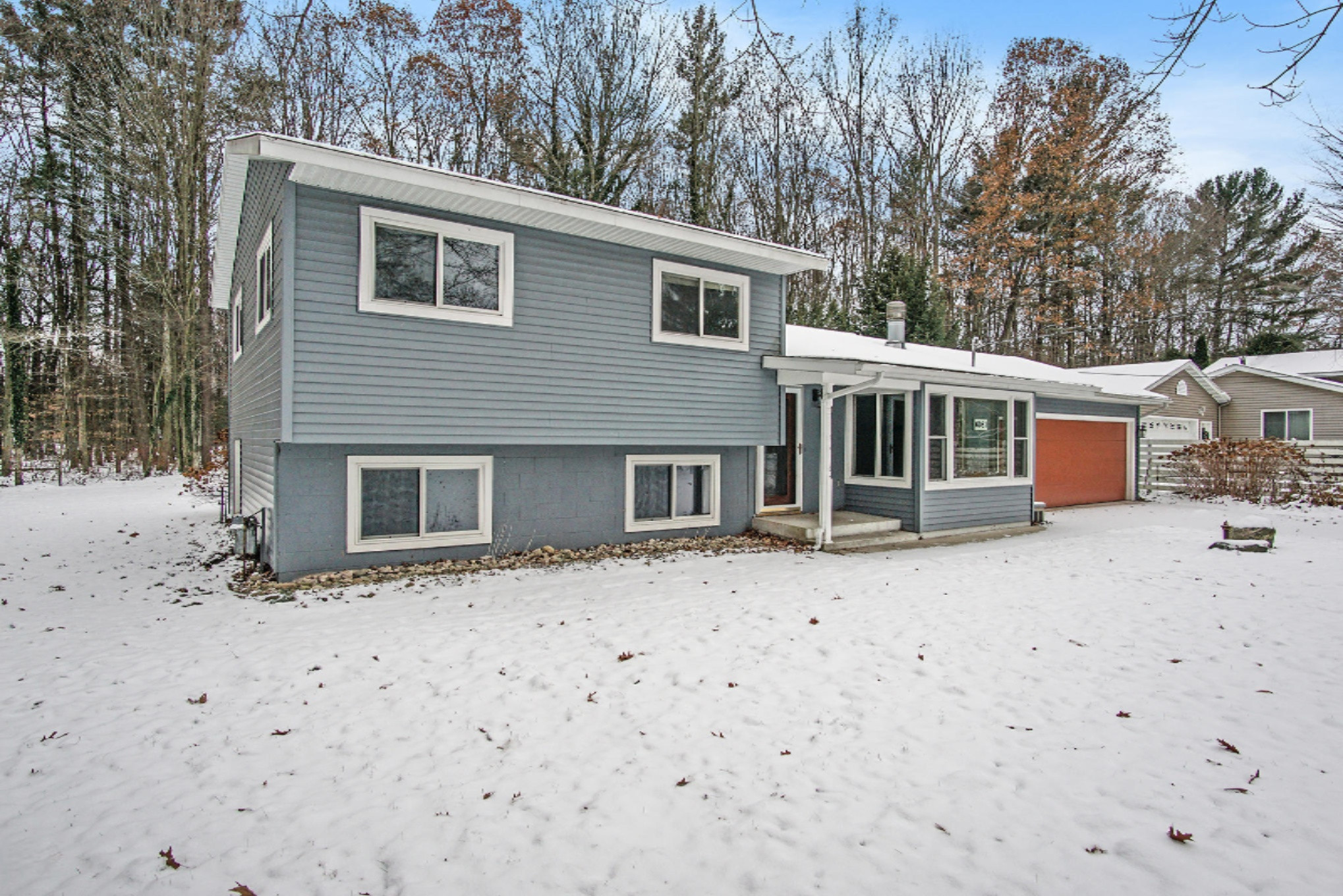 6081 Post Road Montague, MI 49437 - Photo 4 of 44 DSC00450