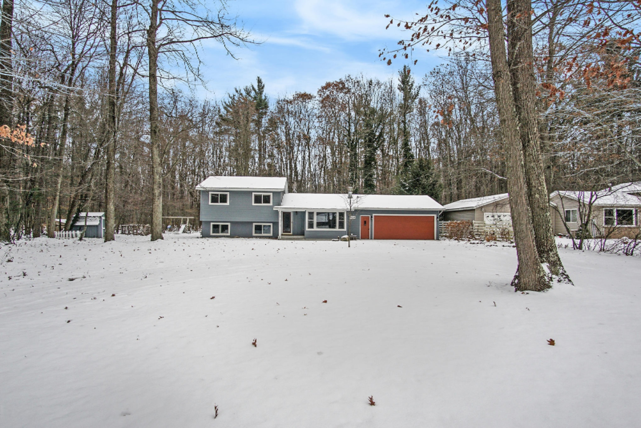 6081 Post Road Montague, MI 49437 - Photo 5 of 44 DSC00438
