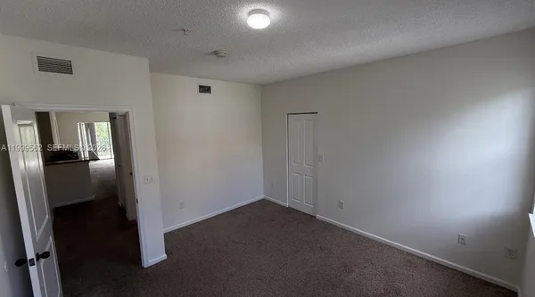 $2,450 | 5800 West Sample Road, Unit 307, Coral Springs, FL 33067