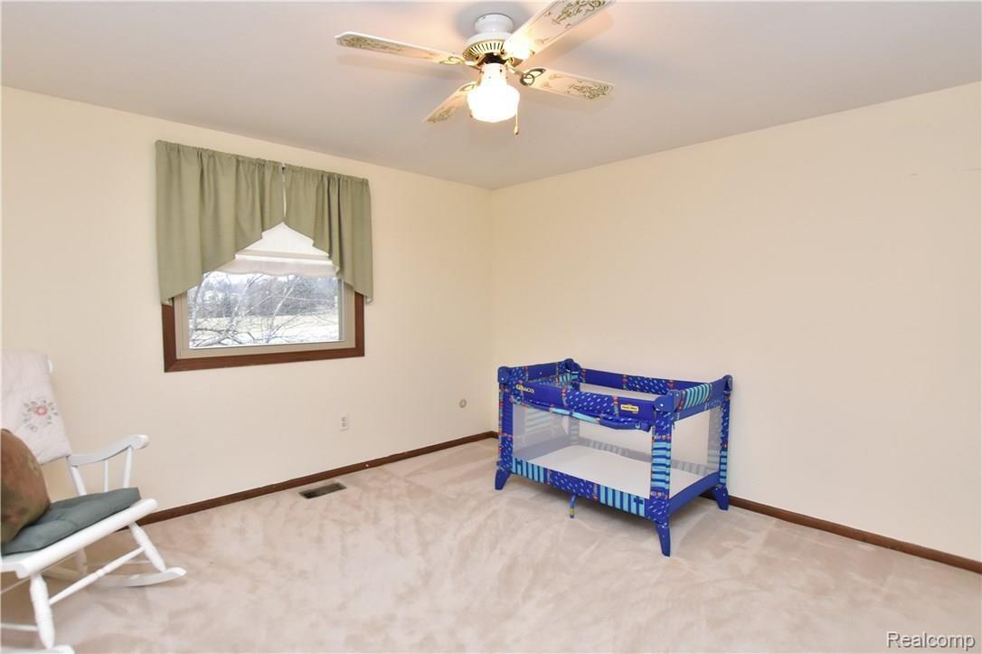 2460 Lassiter Drive Rochester, MI 48309 - Photo 24 of 28 Lassiter2460_24.JPG