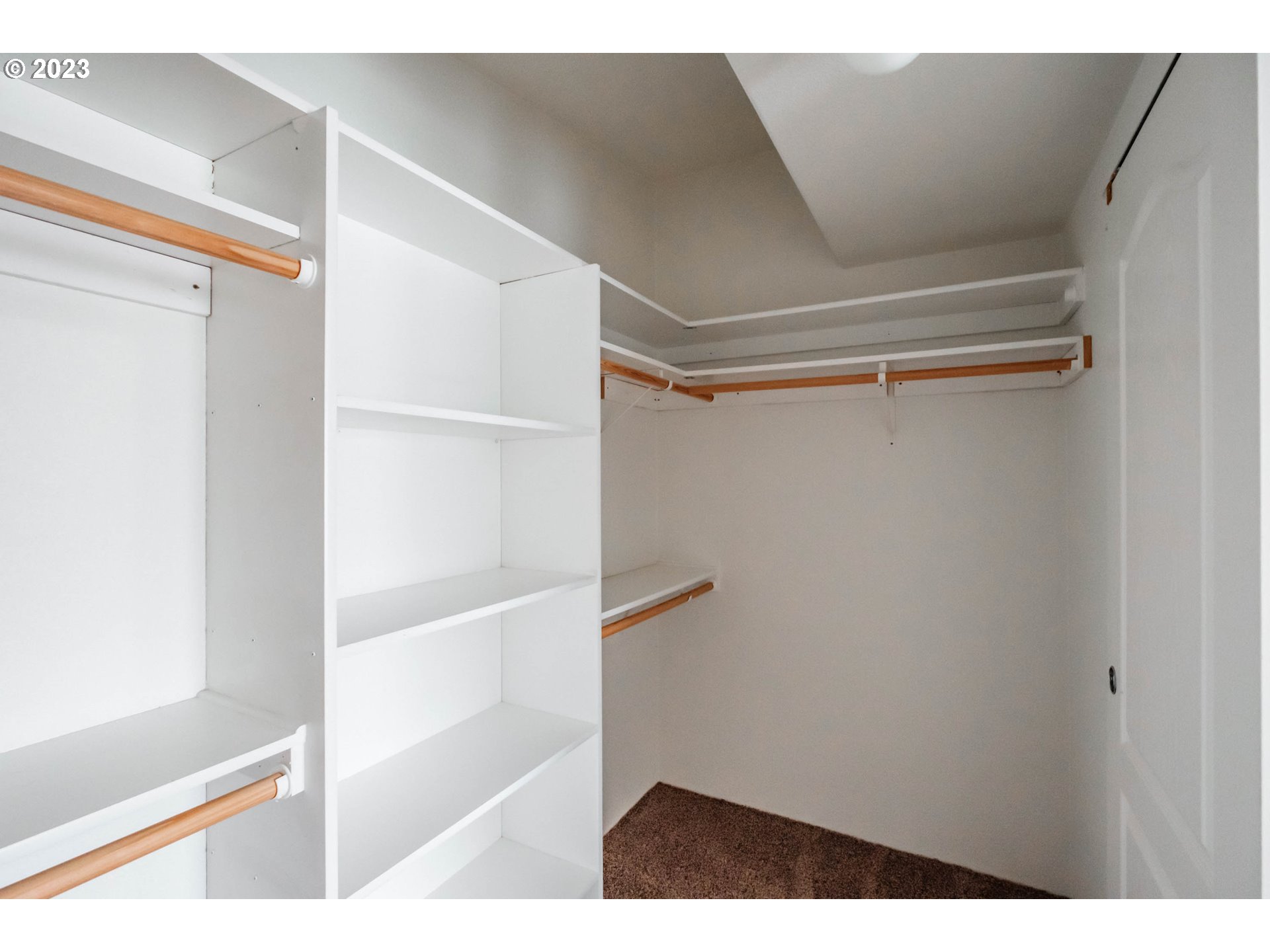 2434 Maia Loop Springfield, OR 97477 - Photo 19 of 36 a view of closet