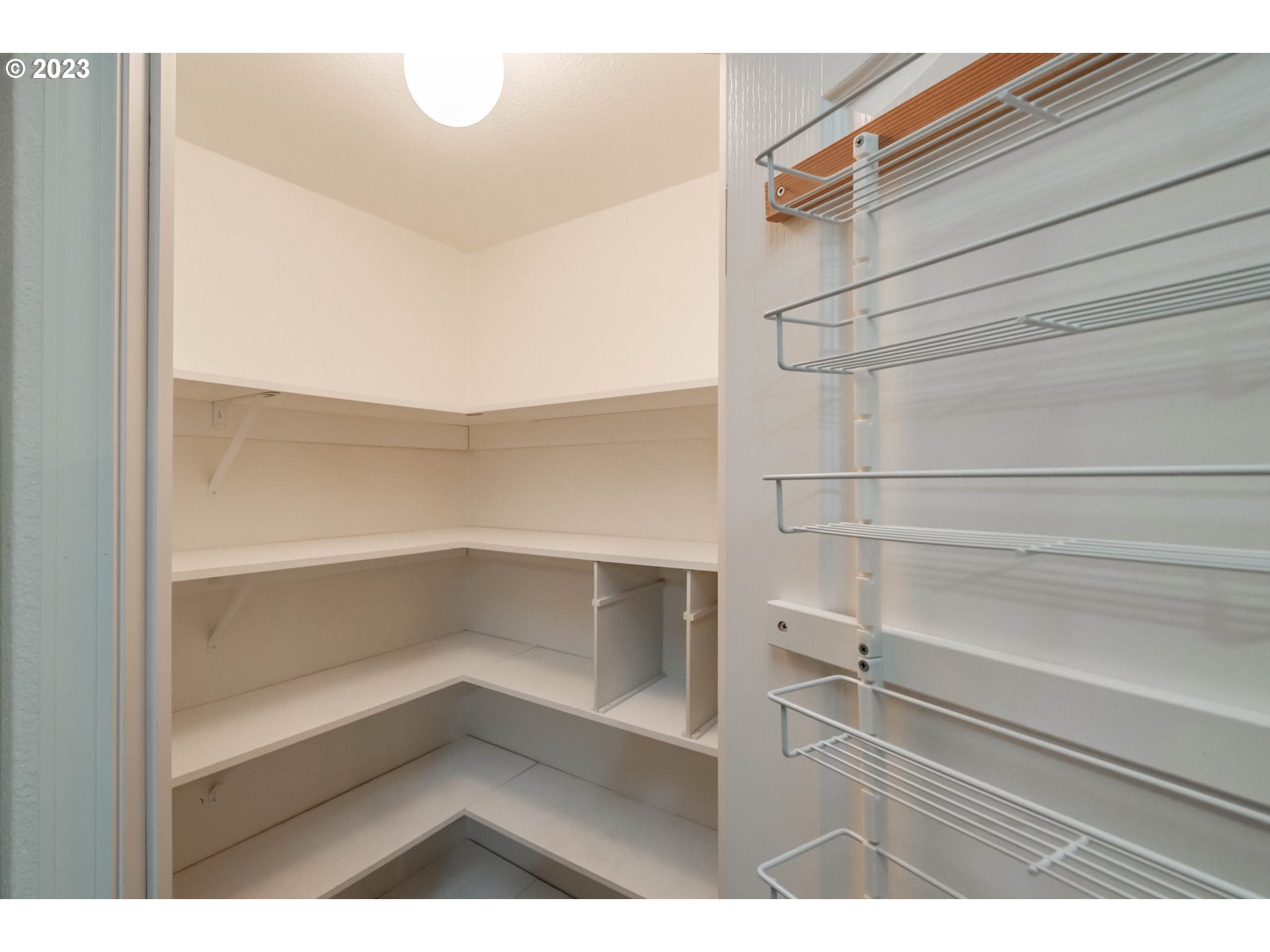 2434 Maia Loop Springfield, OR 97477 - Photo 20 of 36 a view of an empty walk in closet