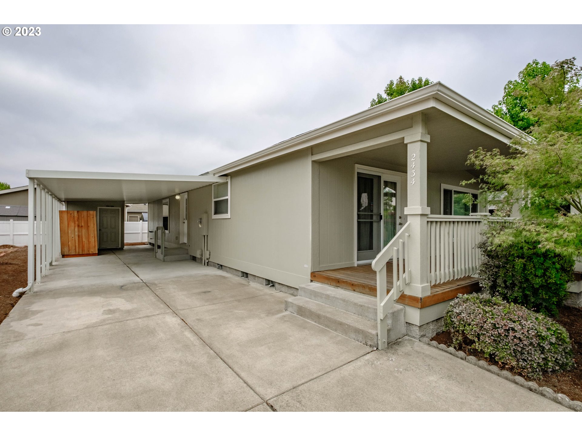 2434 Maia Loop Springfield, OR 97477 - Photo 34 of 36