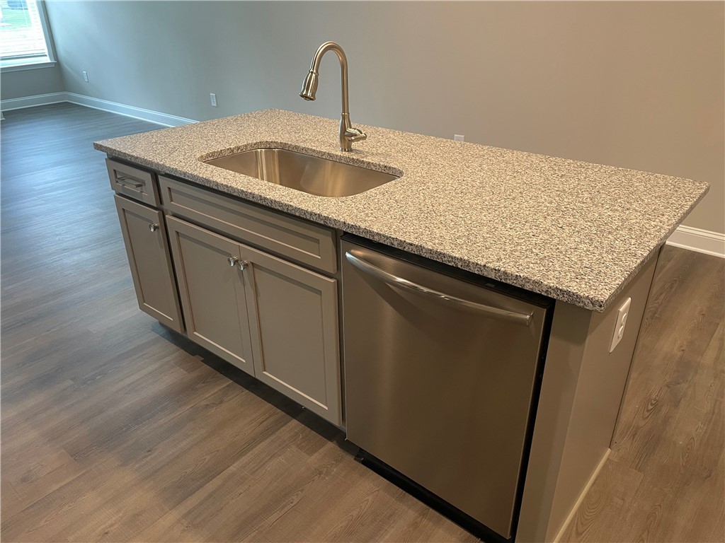 1033 George Smith Mill Road Anderson, SC 29625 - Photo 12 of 38 Center Island, Dishwasher