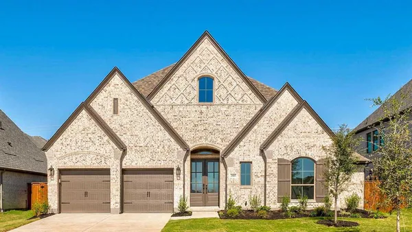 $597,900 | 305 Barn Swallow Drive, Celina, TX 75009