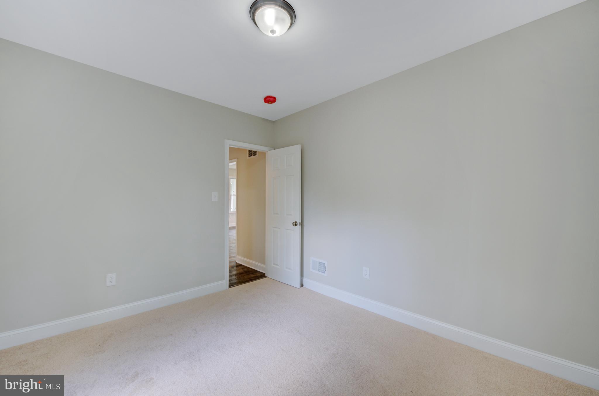523 Myrtle Avenue Lindenwold, NJ 08021 - Photo 13 of 26 Gallery Image 13