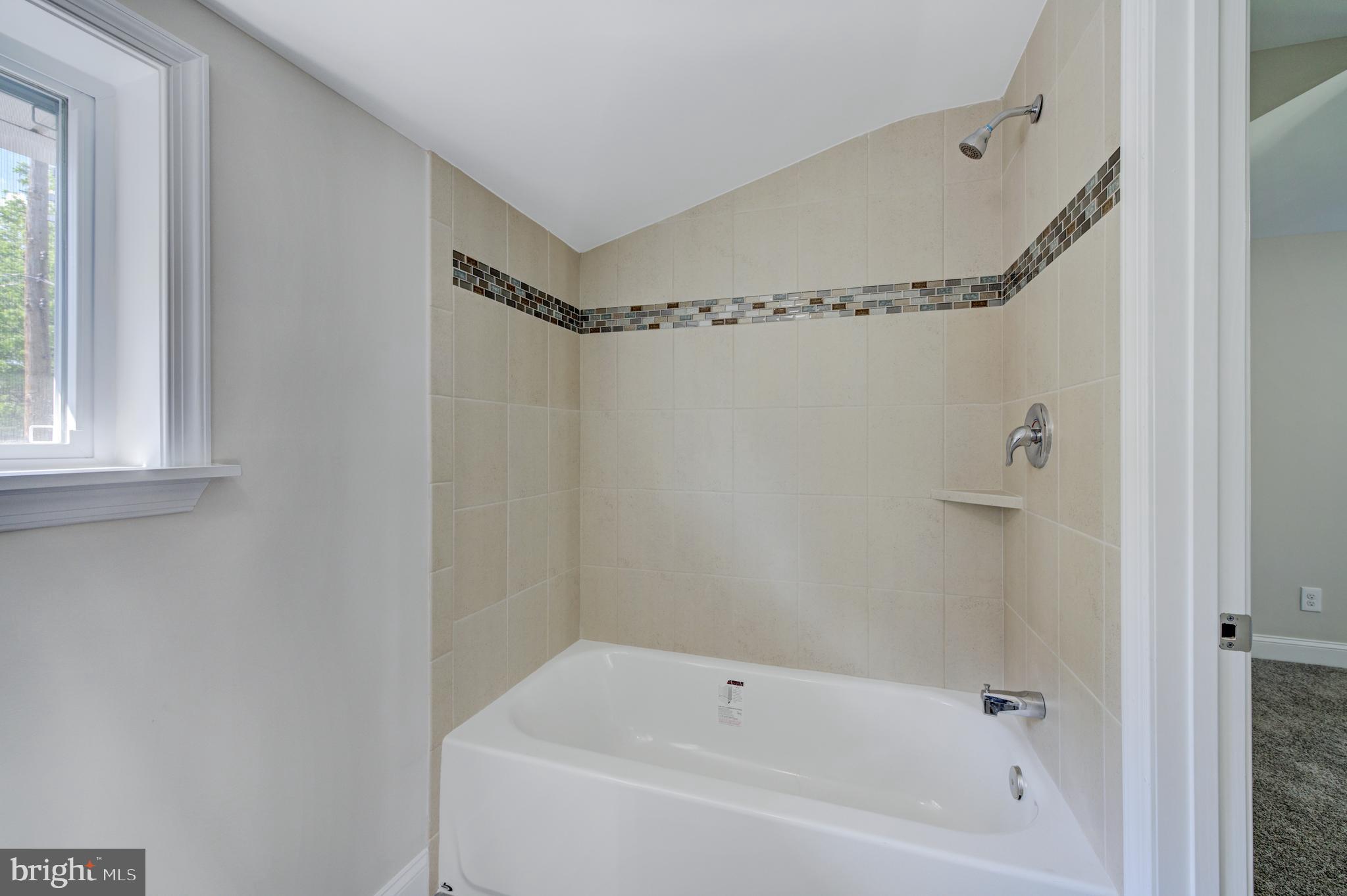 523 Myrtle Avenue Lindenwold, NJ 08021 - Photo 20 of 26 Gallery Image 20
