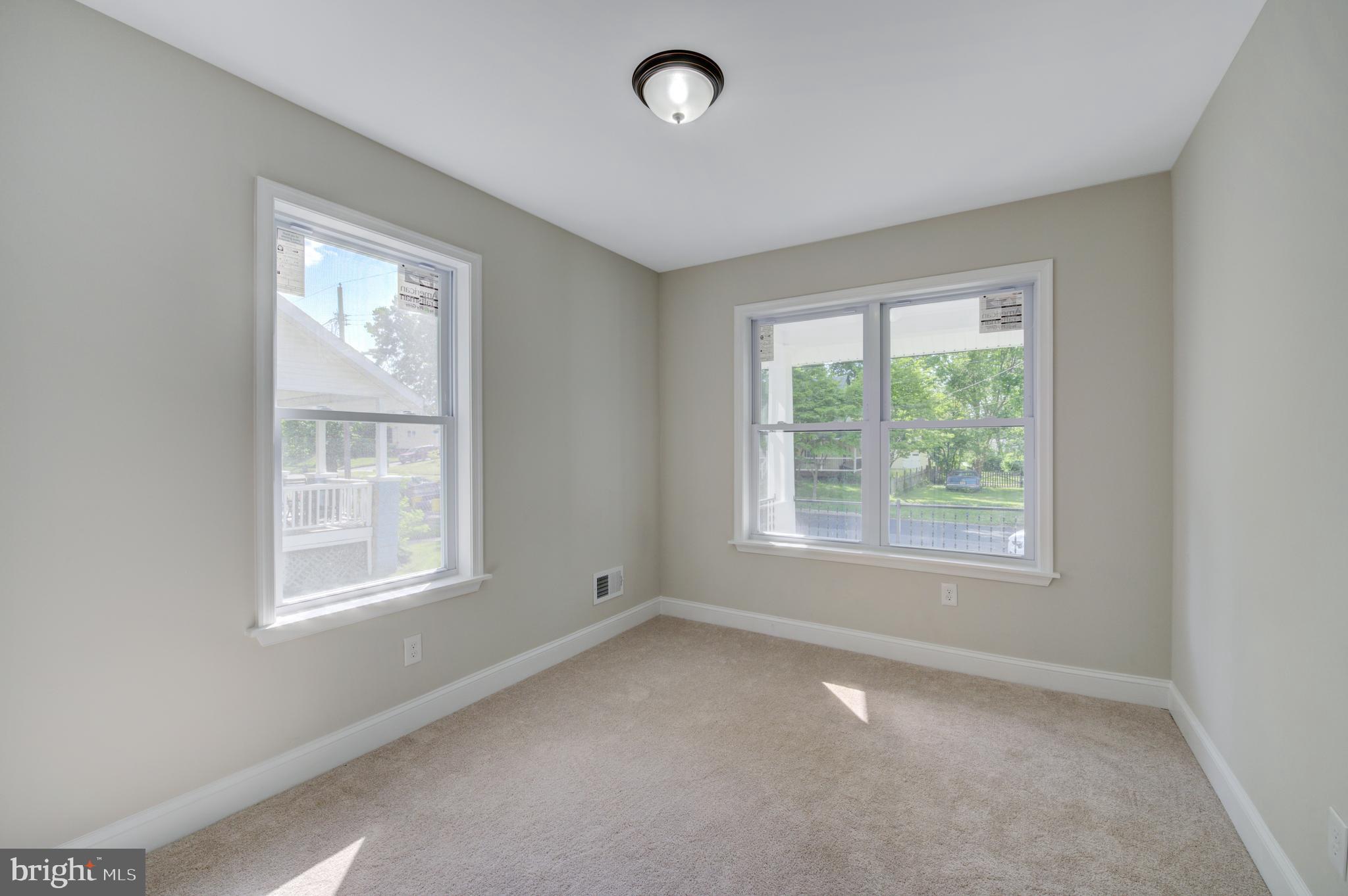 523 Myrtle Avenue Lindenwold, NJ 08021 - Photo 9 of 26 Gallery Image 9