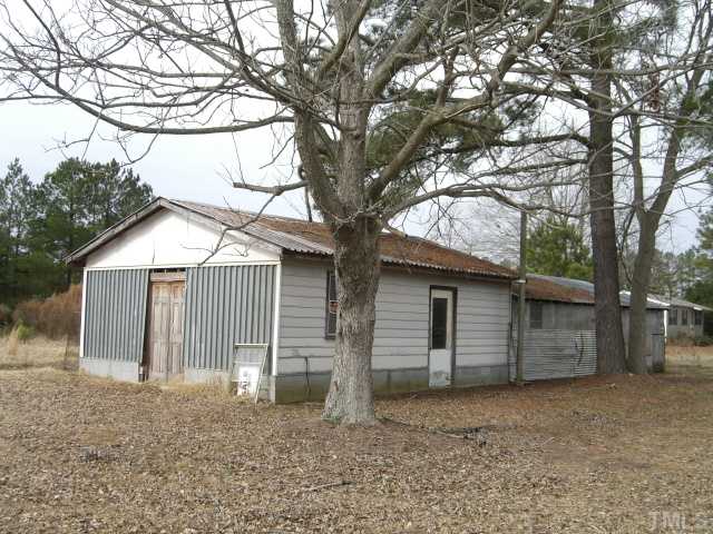 2994 Old Stage Road South Erwin, NC 28339 - Photo 4 of 12 Nice Bldg for Work Shop or Storage!