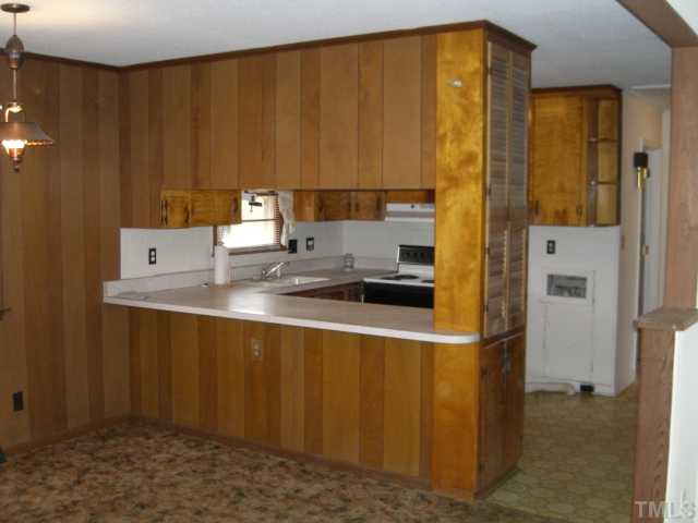 2994 Old Stage Road South Erwin, NC 28339 - Photo 5 of 12 Great Kitchen with Eat At Bar, and Separate Dining Rm.
