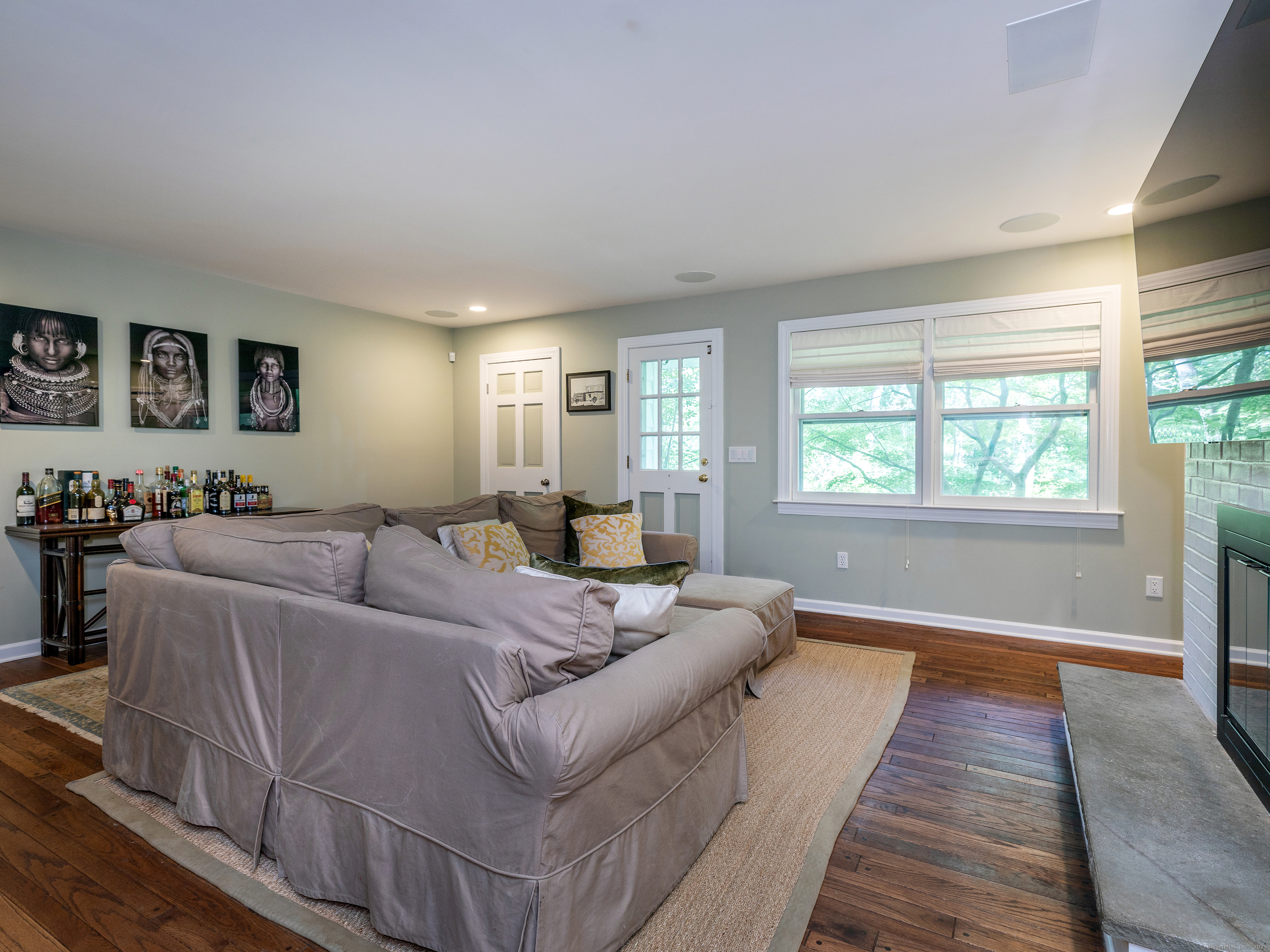 31 Hickory Lane Roxbury, CT 06783 - Photo 14 of 37 a living room with furniture and a rug