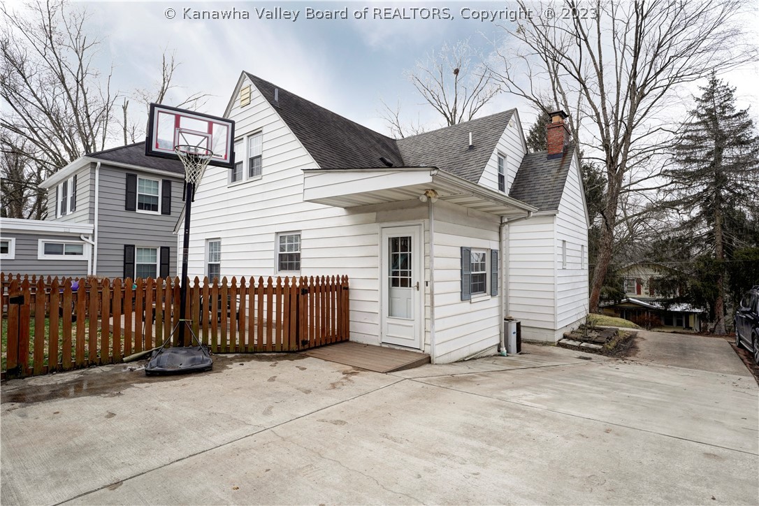 1209 Oakmont Road Charleston, WV 25314 - Photo 34 of 35 Gallery Image 34