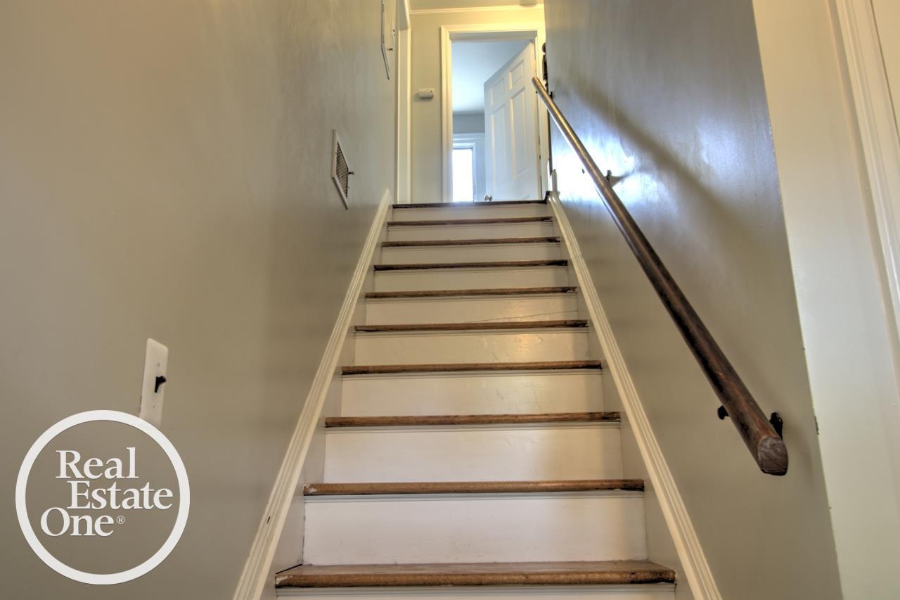 212 Moross Road Grosse Pointe Farms, MI 48236 - Photo 23 of 47