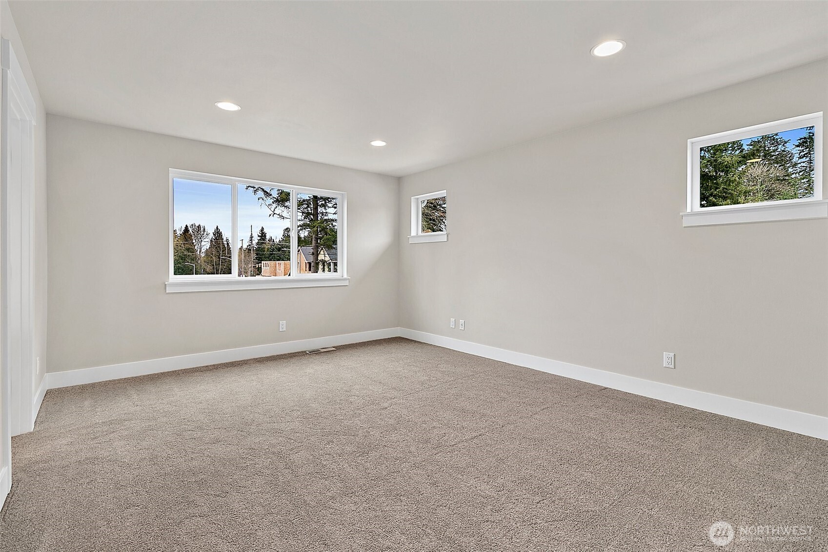 19129 Meridian Drive Southeast, Unit CW19 Bothell, WA 98012 - Photo 26 of 29 an empty room with windows