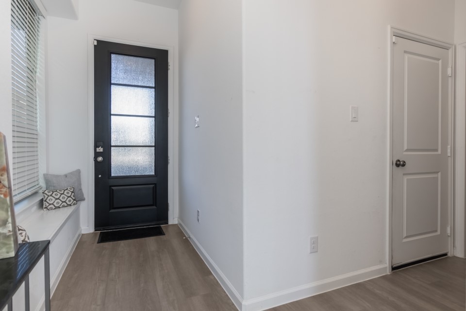 10622 Cabot Trail Rosharon, TX 77583 - Photo 4 of 30