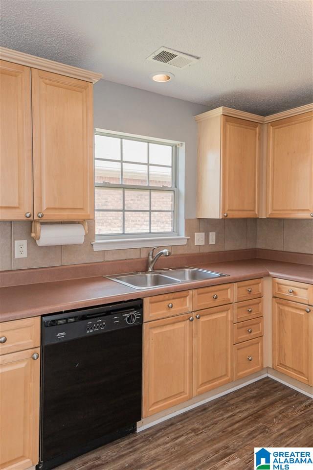 251 Victoria Station Alabaster, AL 35114 - Photo 12 of 41