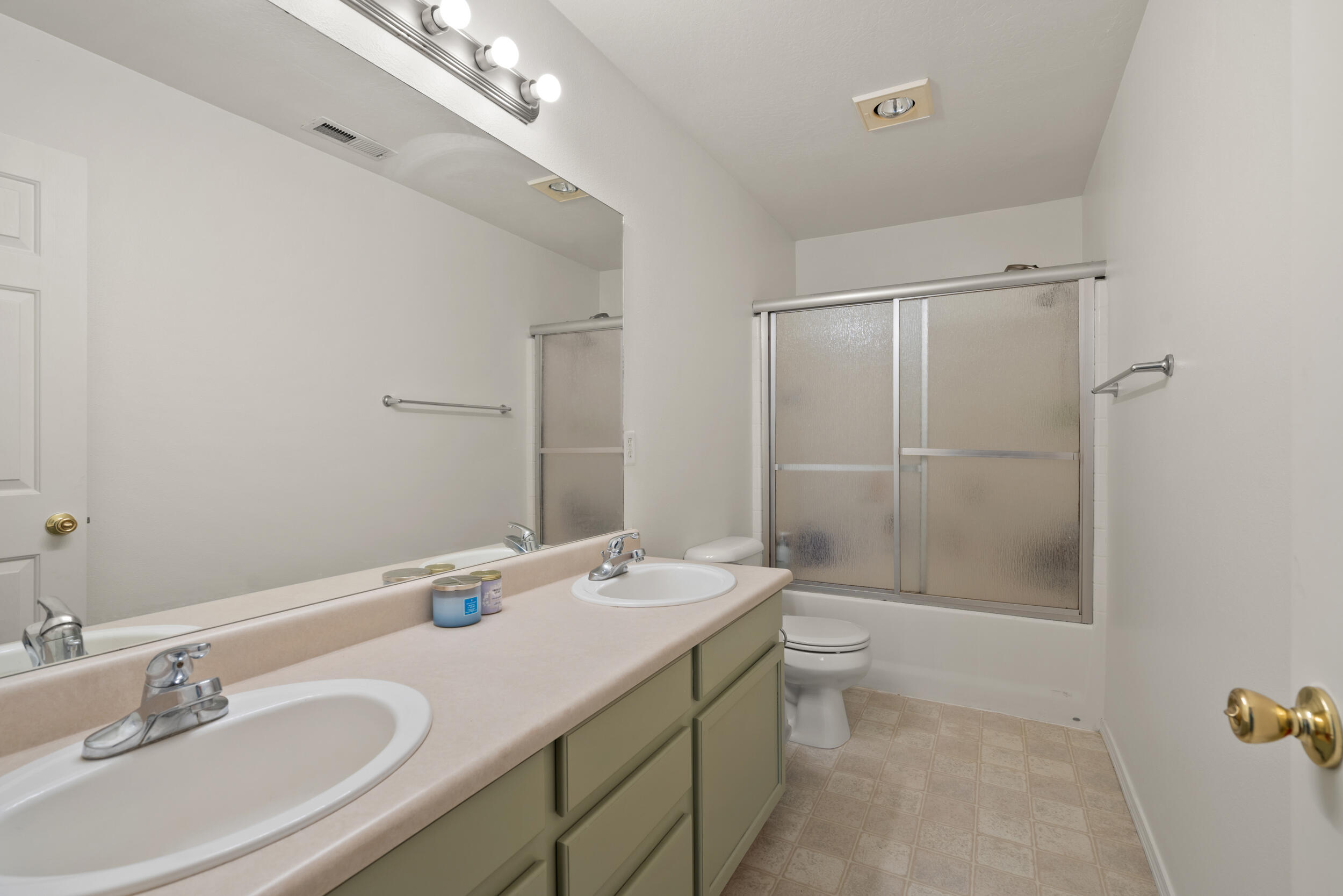 3015 Merriman Road, Unit 12 Medford, OR 97501 - Photo 17 of 28 17_3015 merriman road - 17