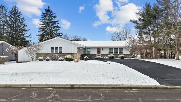 $335,000 | 713 Catalina Boulevard, Endicott, NY 13760