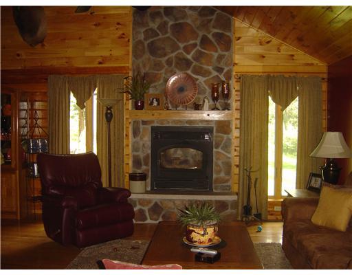 165 Neville Road Beaver, PA 15009 - Photo 3 of 18 Living Room.