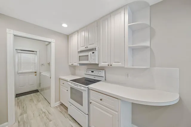 $3,400 | 351 Legare Court, Jupiter, FL 33458