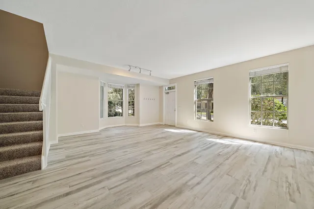 $3,400 | 351 Legare Court, Jupiter, FL 33458