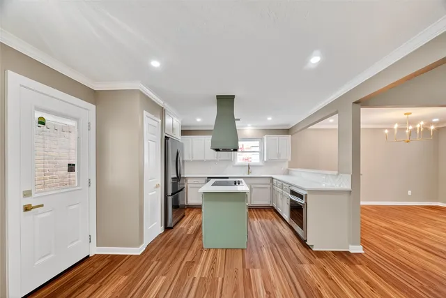 $310,000 | 826 Halewood Drive, Houston, TX 77062