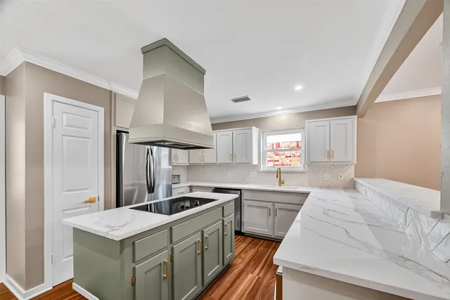 $310,000 | 826 Halewood Drive, Houston, TX 77062