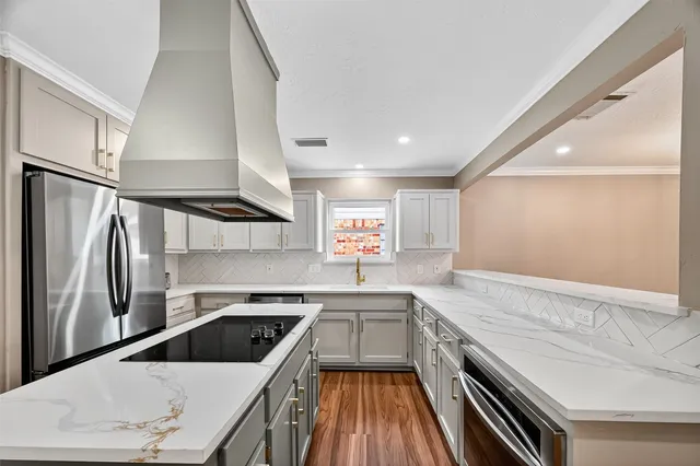 $310,000 | 826 Halewood Drive, Houston, TX 77062