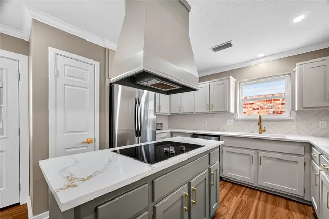 $310,000 | 826 Halewood Drive, Houston, TX 77062