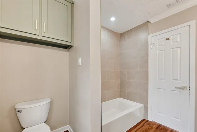 $310,000 | 826 Halewood Drive, Houston, TX 77062