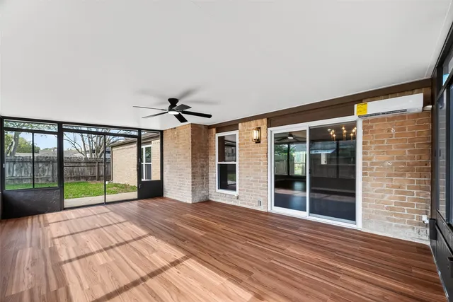 $310,000 | 826 Halewood Drive, Houston, TX 77062