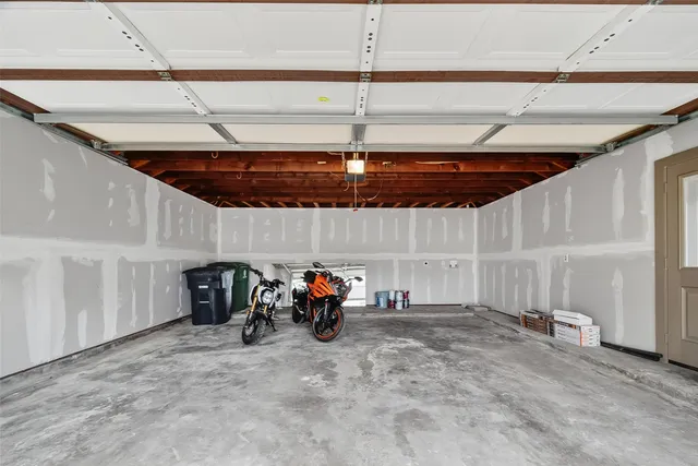 $310,000 | 826 Halewood Drive, Houston, TX 77062