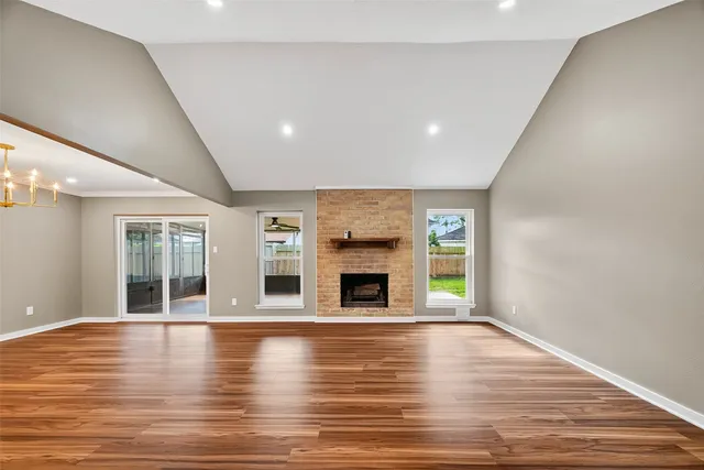 $310,000 | 826 Halewood Drive, Houston, TX 77062