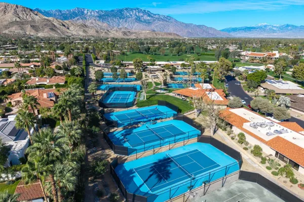 $1,275,000 | 8 Dartmouth Drive, Rancho Mirage, CA 92270