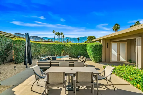$1,275,000 | 8 Dartmouth Drive, Rancho Mirage, CA 92270