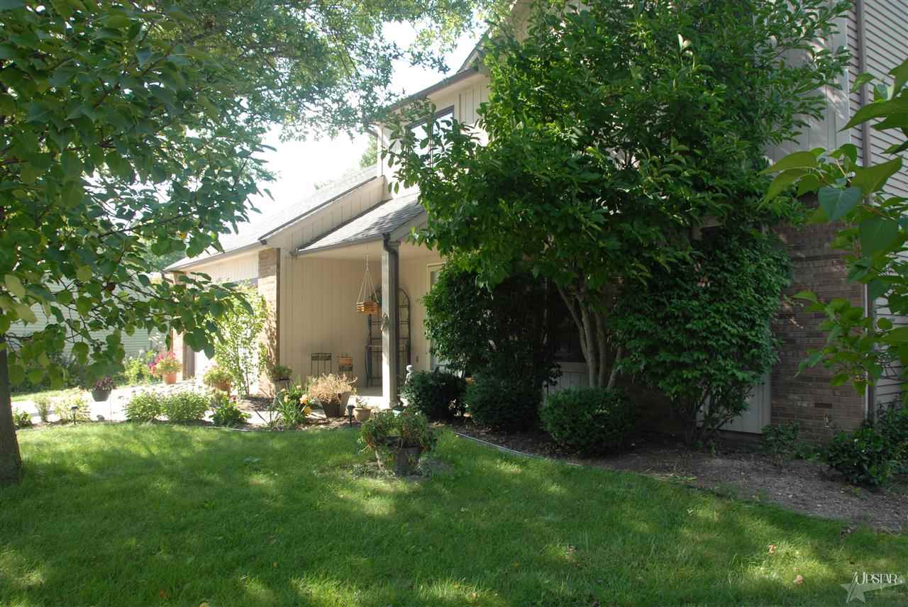 4303 Locust Spring Place Fort Wayne, IN 46804 - Photo 7 of 23 Gallery Image 7