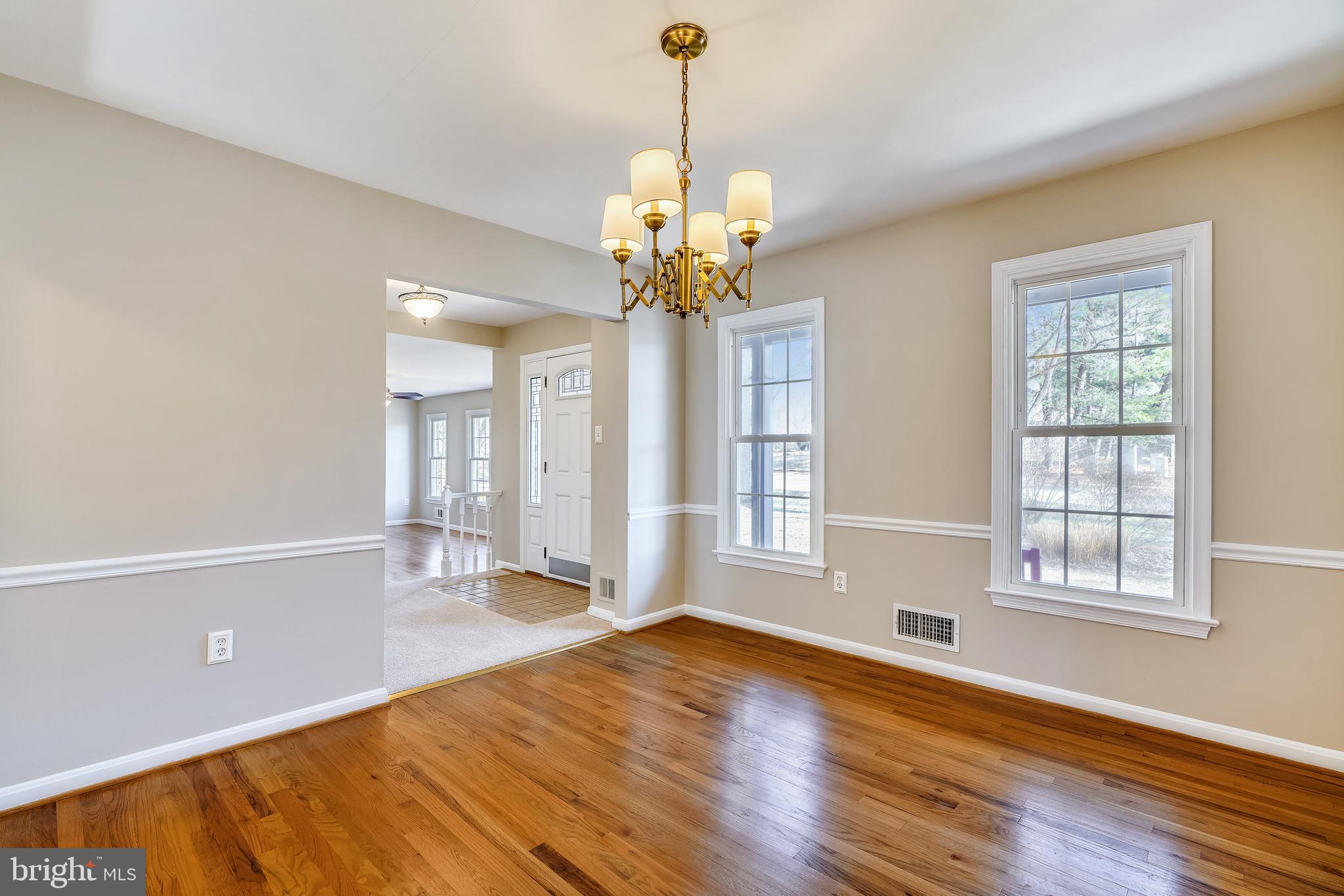 9354 Mellenbrook Road Columbia, MD 21045 - Photo 6 of 36 Formal dining room